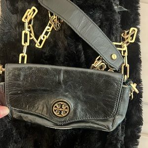 Tory Burch Crossbody Bag w Gold Chain Strap